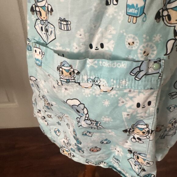Tokidoki by Koi Womens Medium Blue Cartoon Print Scrub Top Pockets Medical Nurse - Picture 5 of 16